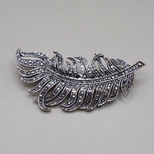 VTG Silver Tone Marcasite Style Feather Brooch 2.75" No Markings Elegant Detail